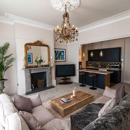 Court House Apartment Cheltenham Buitenkant foto
